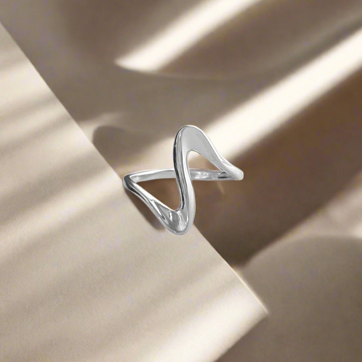 WAVE RING