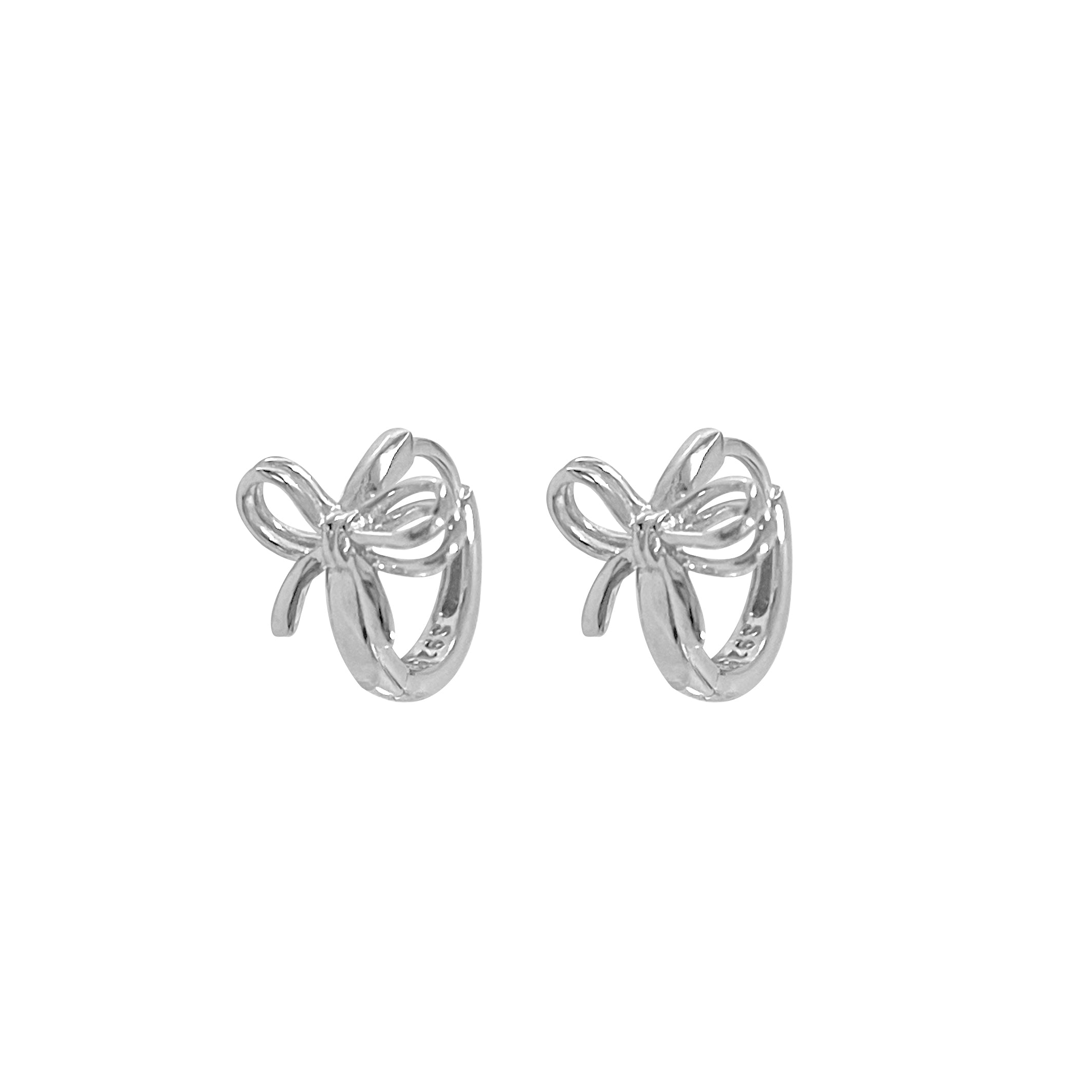 TATIANA☆[SILVER925] Sweet Ribbon Hoop Earring TATIANA】(Silver925) Sweet Ribbon Hoop Earring 韓国 ピアス