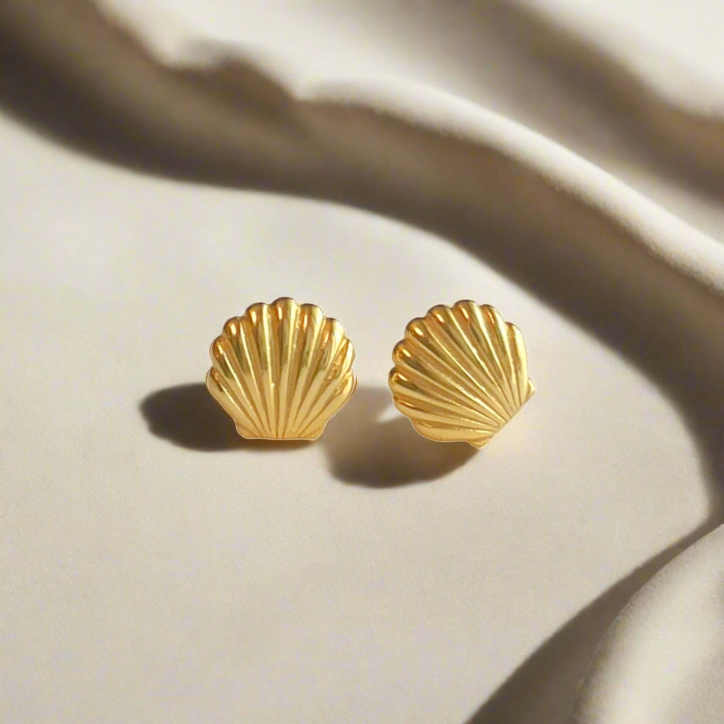 SEA SHELL EARRINGS